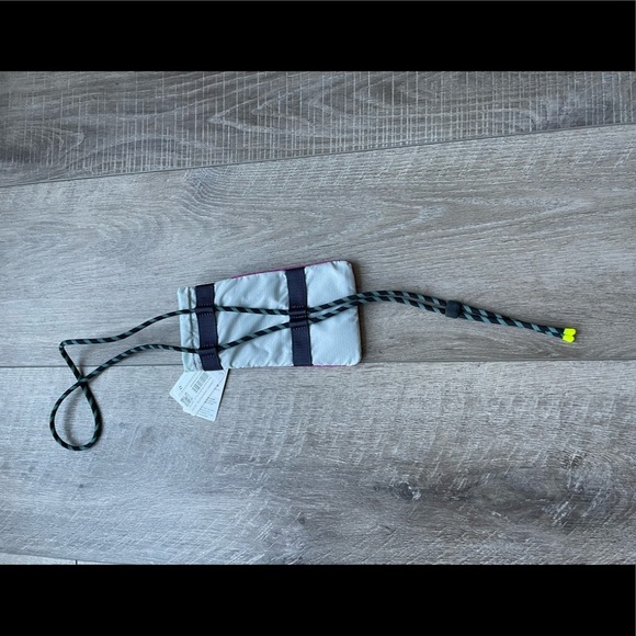 Lululemon Play Forward Crossbody Pouch in Vapor/Highlight Purple/Intense Teal - Picture 3 of 5